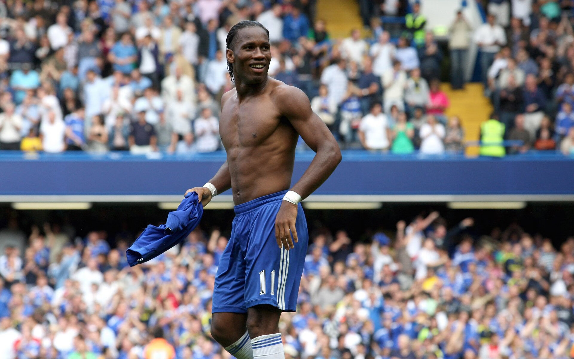 坎特王者归来，那不勒斯稳中求胜击溃尼斯