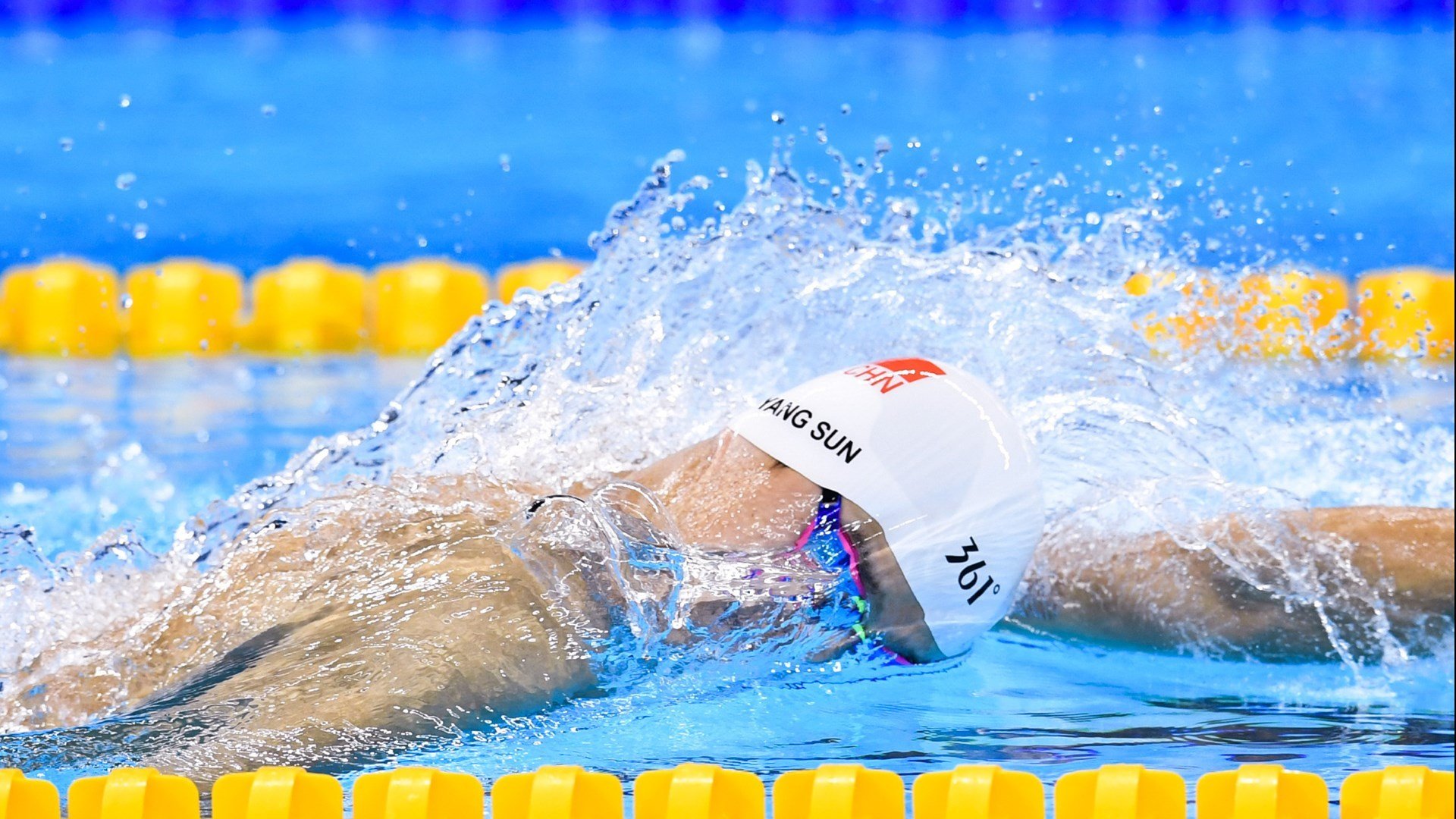 湖人横扫灰熊，切特成为关键先生，新一代内线巨星的崛起