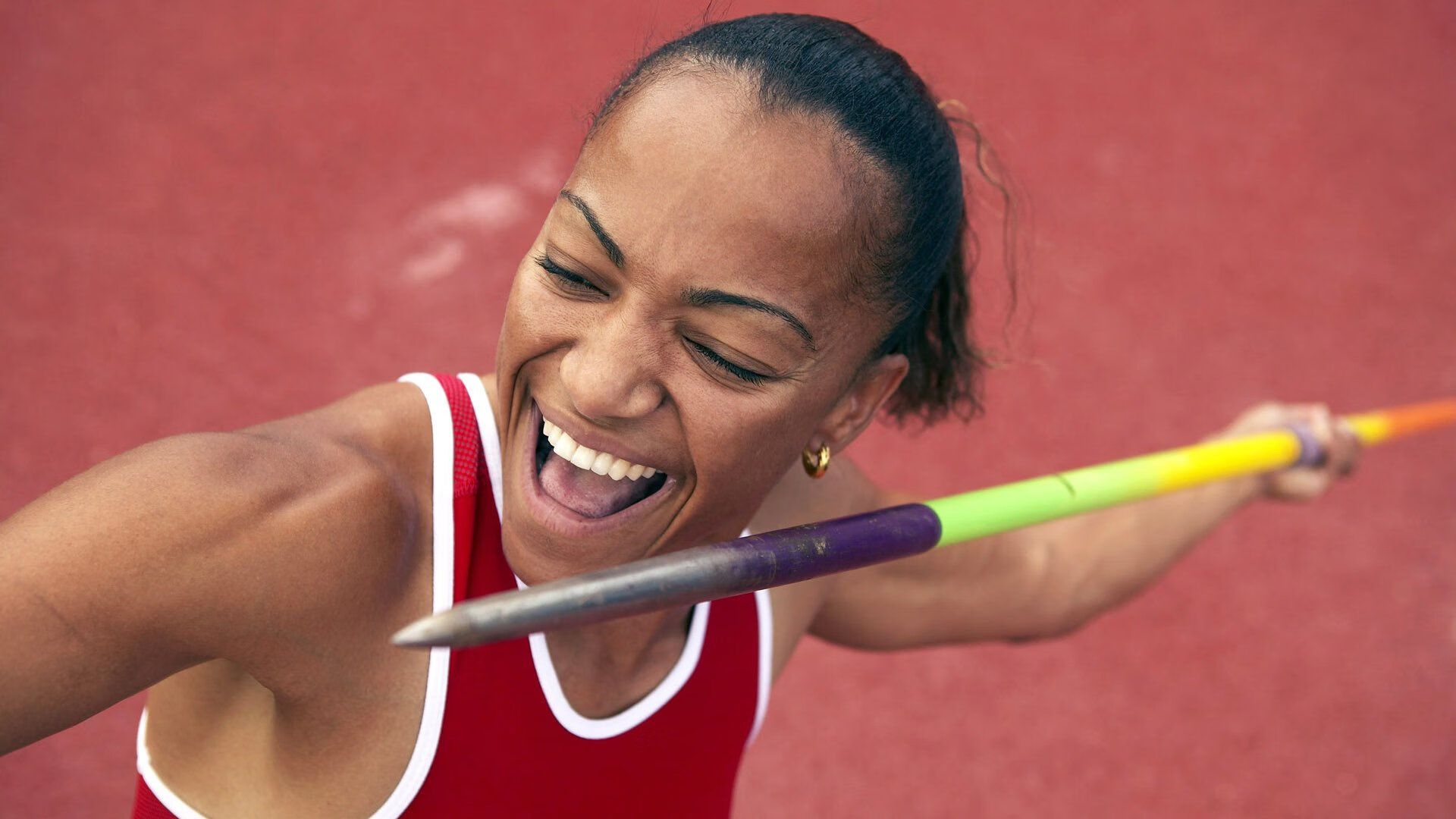 芬兰强势拿下加纳,卡马文加在西决生死战接管比赛,体育如何重塑国家叙事?